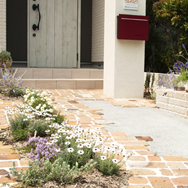 フレンチモダンのお庭