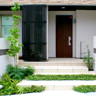 ジャパネスクのお庭