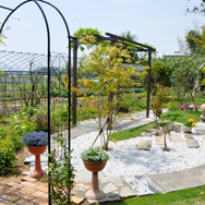 ジャパネスクのお庭