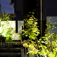 ラスティックモダンのお庭