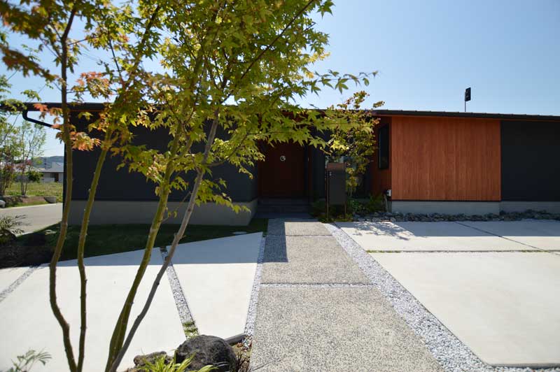 木漏れ日を感じる住宅