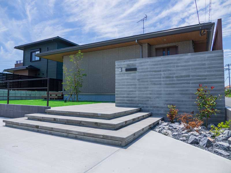 素敵に魅せる、夜にお庭