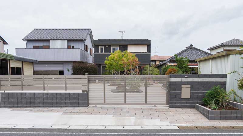 広いお庭を大幅にリガーデンー植物を楽しむローメンテナンスなお庭