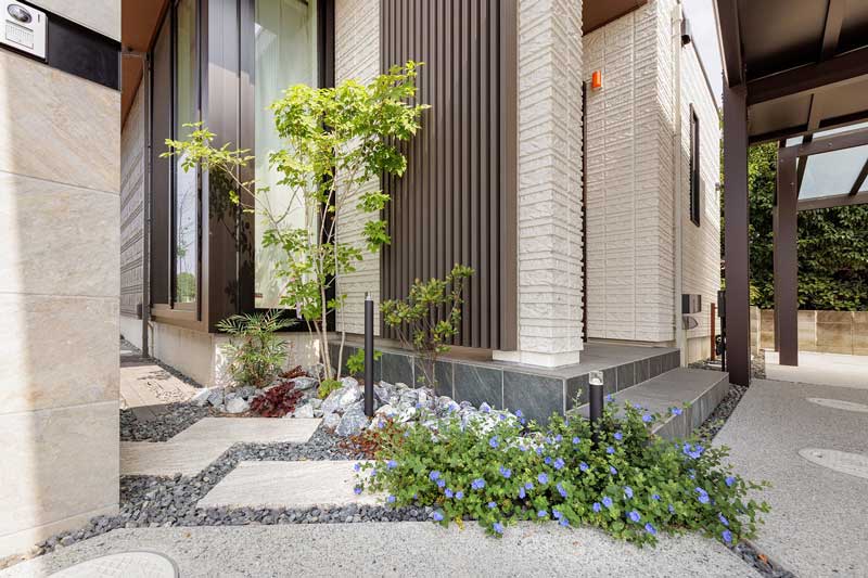 素材が織成す重厚感と・・・