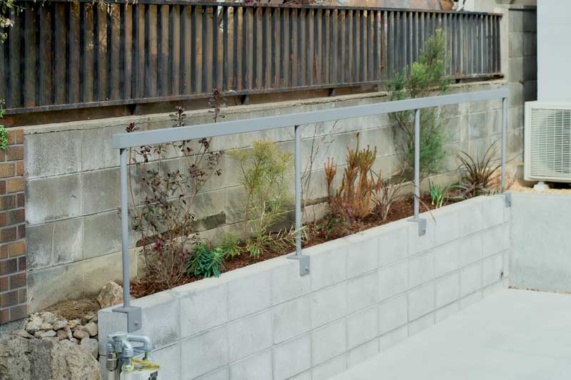 風景としての輪郭を描く庭