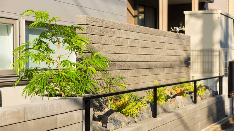 個性的な玄関階段