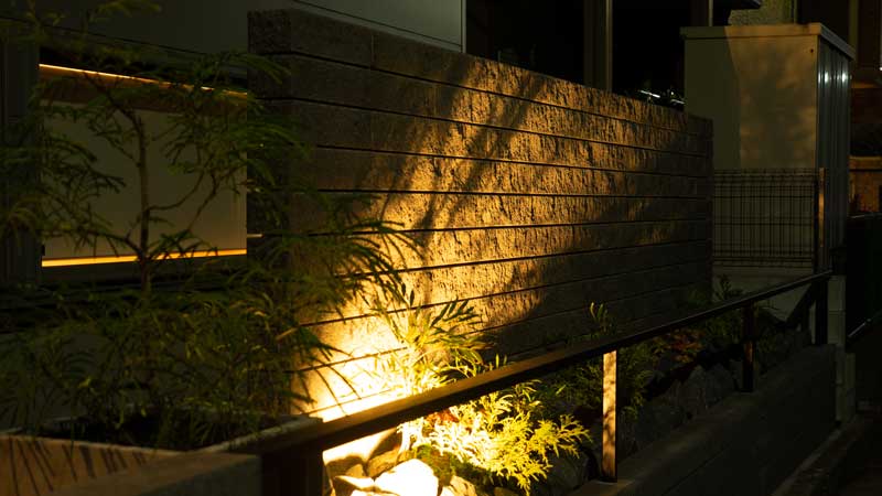 個性的な玄関階段