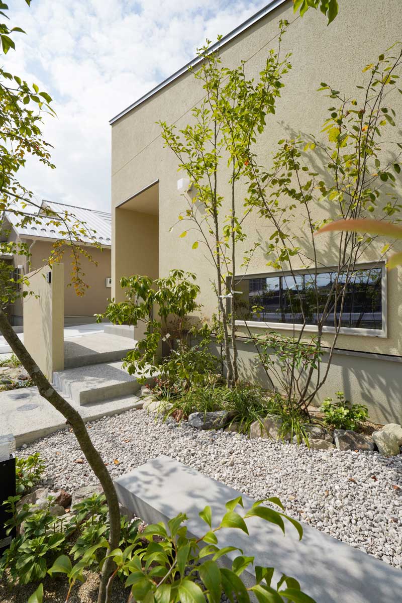 四季の彩りを楽しむ、心やすらぐ住まい