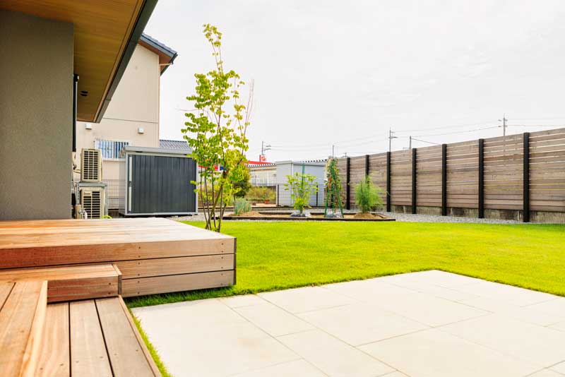 遊びも育てる庭の一角