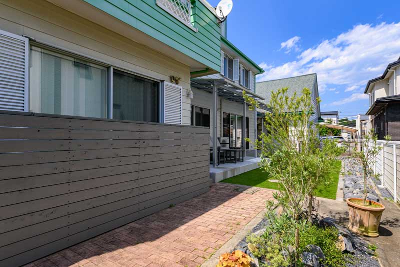 効率的なプランニングで実現した 遊びと寛ぎの多目的ガーデン