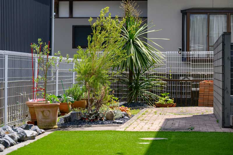 効率的なプランニングで実現した 遊びと寛ぎの多目的ガーデン